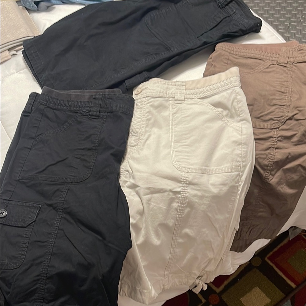 St. John's Bay Women's four pair Cargo shorts beige brown and - Black